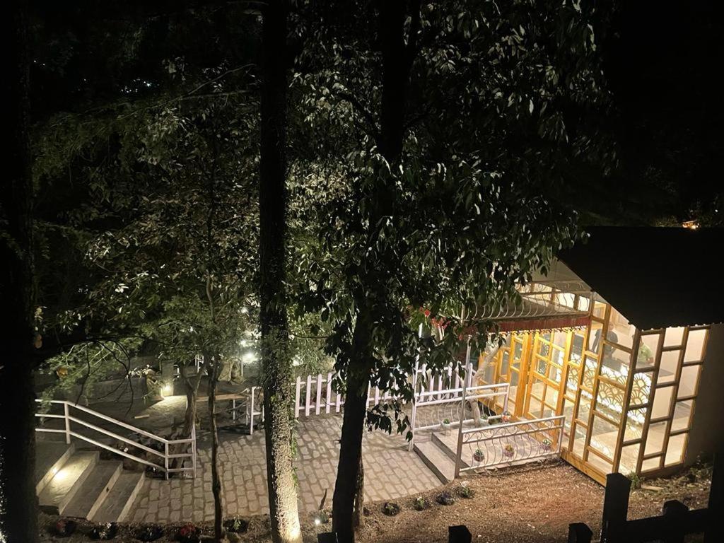 Aaroham Resort, Shimla Exterior photo